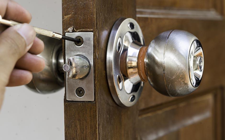 serrurier prix changement serrure Beynes